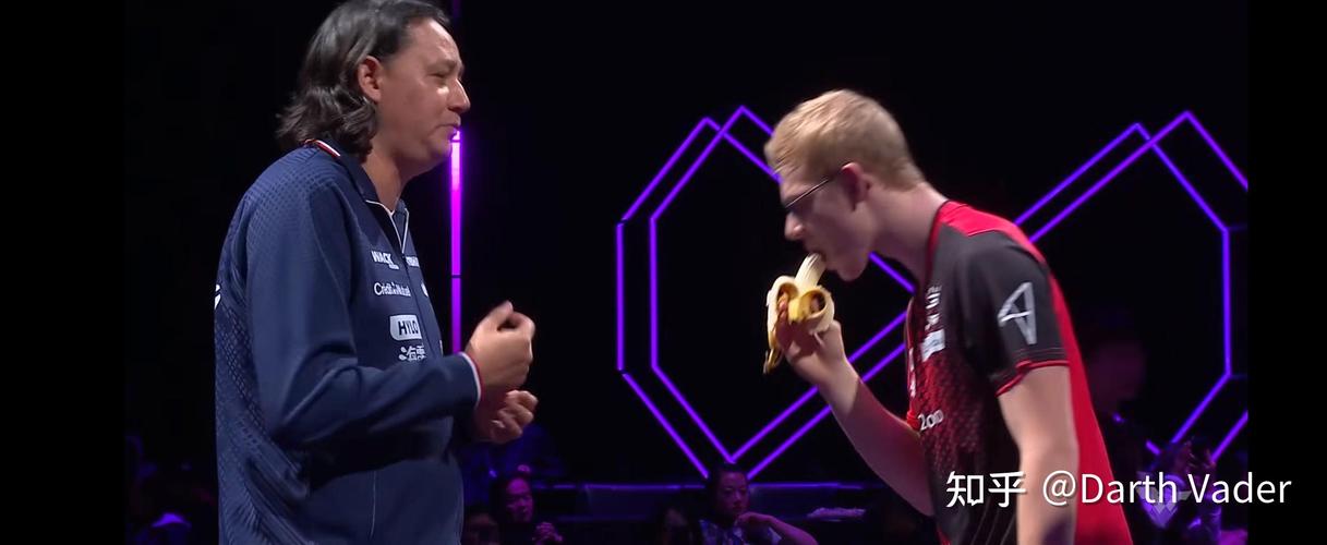 WTT重庆冠军赛男单决赛，小勒布伦击败国乒小将温瑞博夺冠