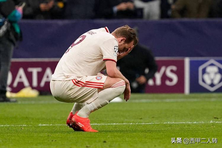 太强了！凯恩破门双响+攻入欧冠第50球，拜仁总比分8-1亚特兰大