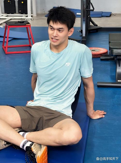 罕见！美媒盛赞中国18岁超新星，这一历史性表现比孙杨还逆天