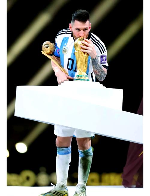 日本主帅回击英国记者嘲讽：我们有实力在世界杯夺冠